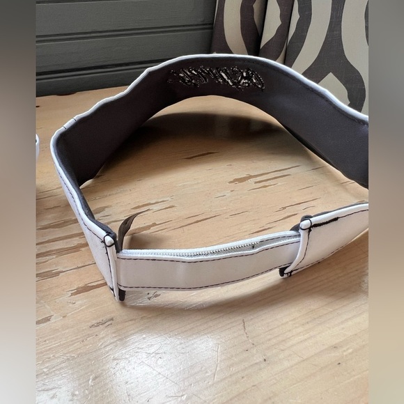 Bundle of 2 Nike Just Do It Dri Fit Visor Hat Cap Adult Size M/L White Strapback - Picture 3 of 9